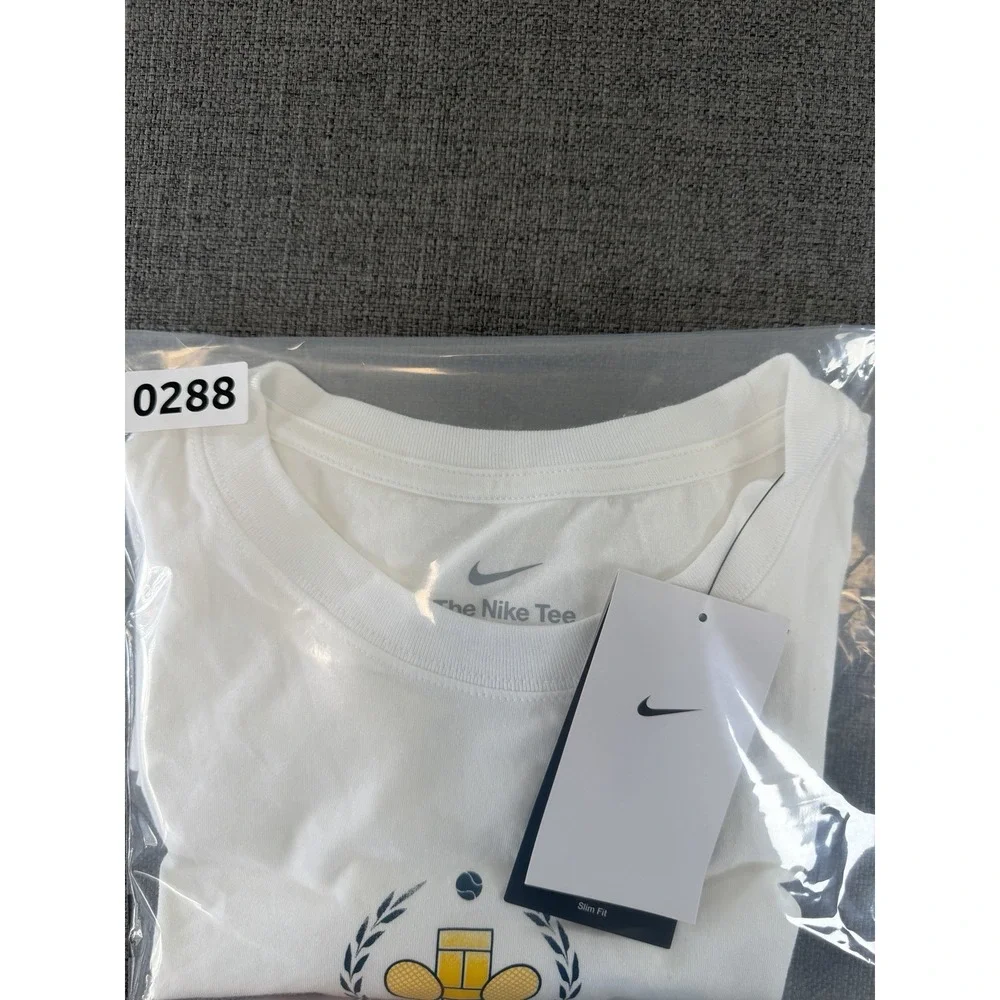 Nike Tennis Tee Women's Small White Graphic Training T-Shirt Slim Fit NWT